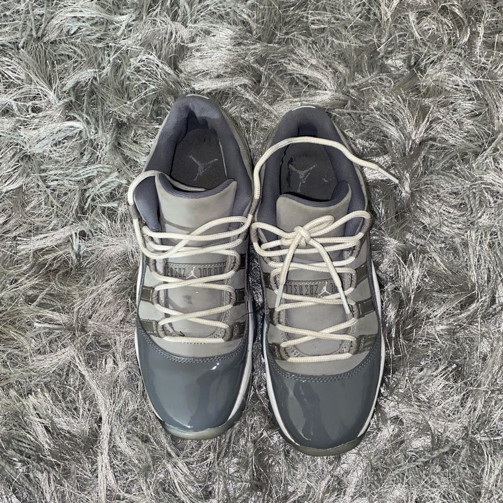 Cool Grey Jordan 11 low